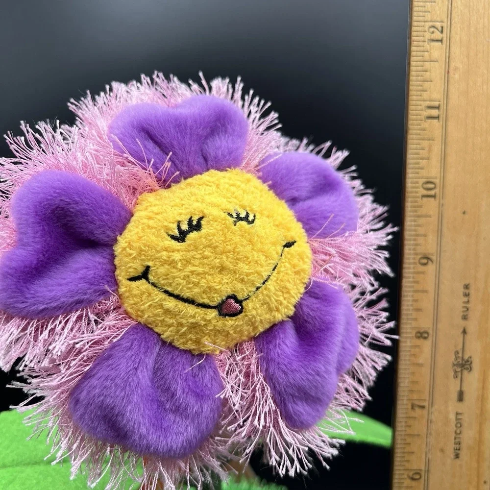 Gemmy Animated WILDFLOWERZZ Dance To The Music Purple Pink Dancing Flower Pot